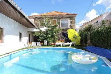 Location de vacances pour 4 personnes, avec jardin dans Mogadouro