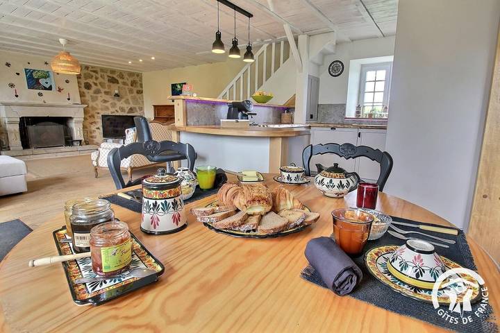 Location de vacances pour 2 personnes, avec jardin à Pluduno - 2