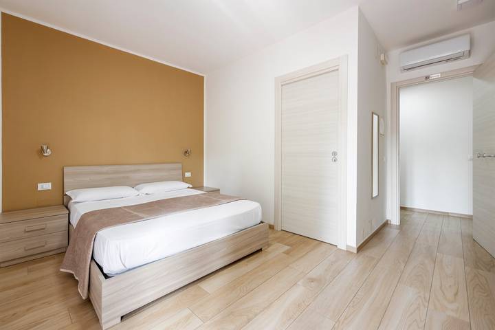 Apartment 'Kome's' with Balcony, Wi-Fi and Air Conditioning