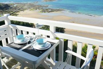Gîte pour 4 personnes, avec balcon dans Saint-Énogat