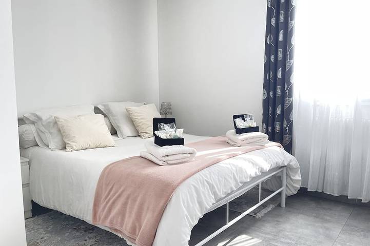 Location de vacances pour 4 personnes, avec balcon et jacuzzi à Saint-Priest - 2