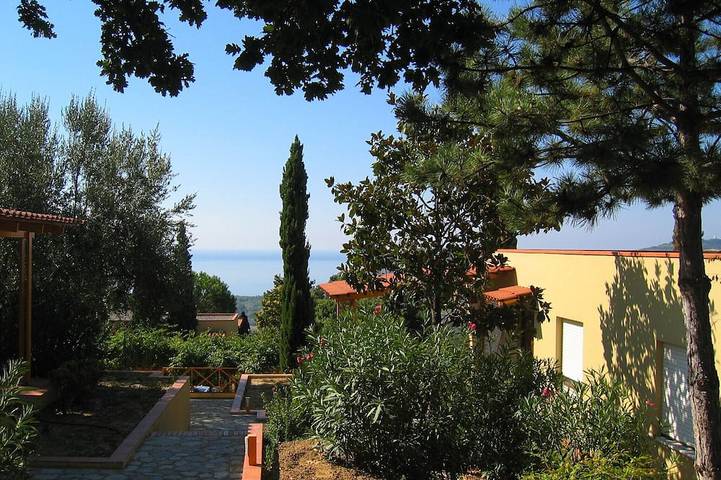 Appartement de vacances pour 3 personnes, avec jacuzzi et piscine ainsi que jardin et terrasse, animaux acceptés - 1