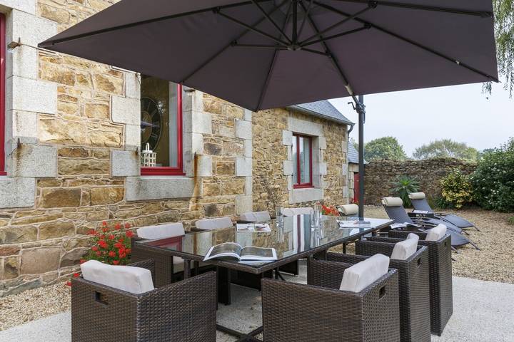 Gîte pour 8 personnes, avec jardin et terrasse à Penvénan - 4