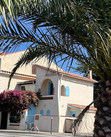 Gîte pour 4 personnes, avec vue et balcon dans Port Santa-Lucia