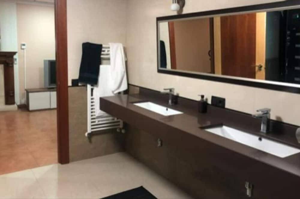 Casa Rural las Chimeneas in Casasimarro, La Manchuela