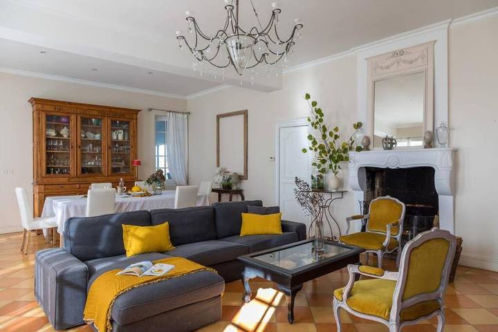 Location de vacances pour 15 personnes, avec piscine et vue ainsi que vue sur le lac et jardin à Tabanac - 3