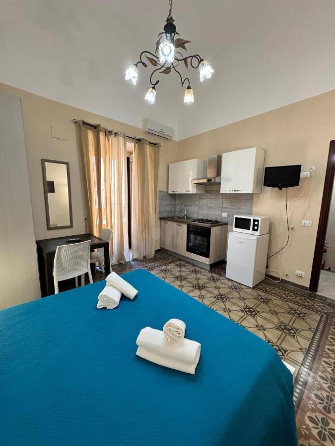 Maison d’hôte pour 4 personnes, avec terrasse à Cefalù - 4