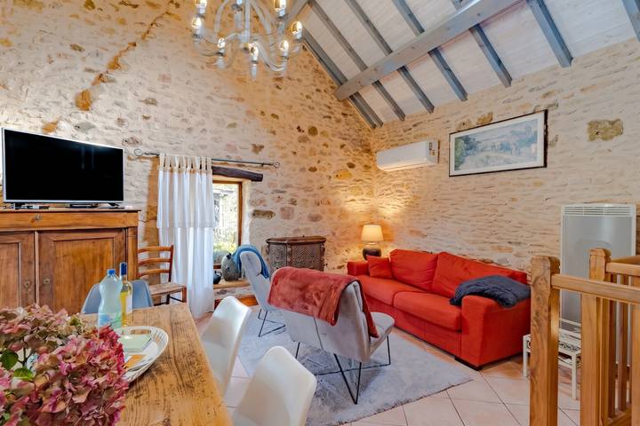 Villa encantadora en Beynac-et-Cazenac con piscina privada in Beynac-et-Cazenac, Périgord Noir