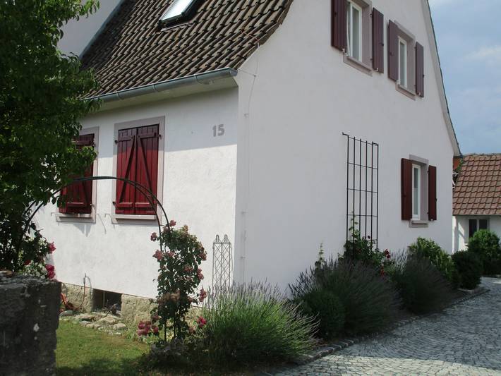 Ferienwohnung für 4 Personen, mit Balkon und Balkon/Terrasse sowie Garten und Pool