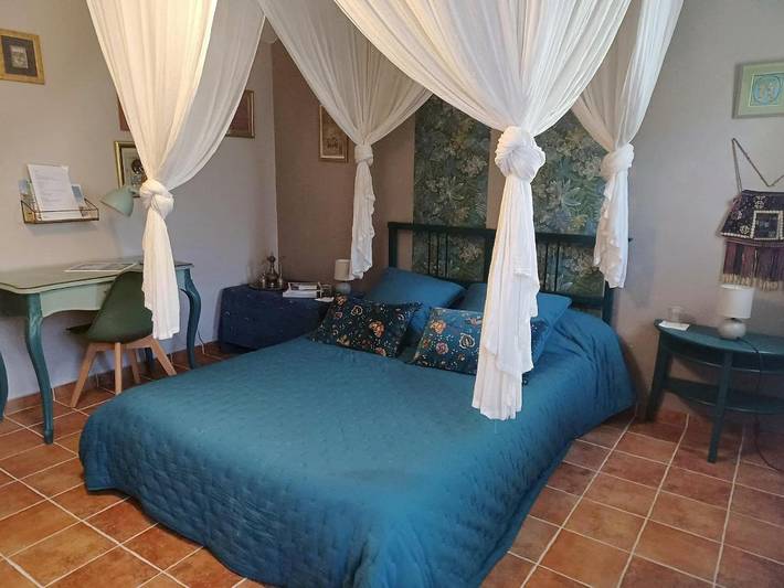 Appartement de vacances pour 2 personnes, avec jardin ainsi que piscine et vue