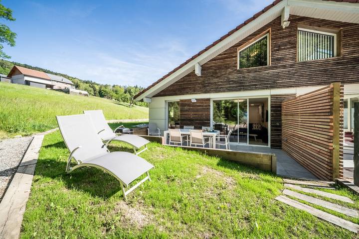 Apartamento de vacaciones para 6 personas, con sauna además de jardín y jacuzzi - 1
