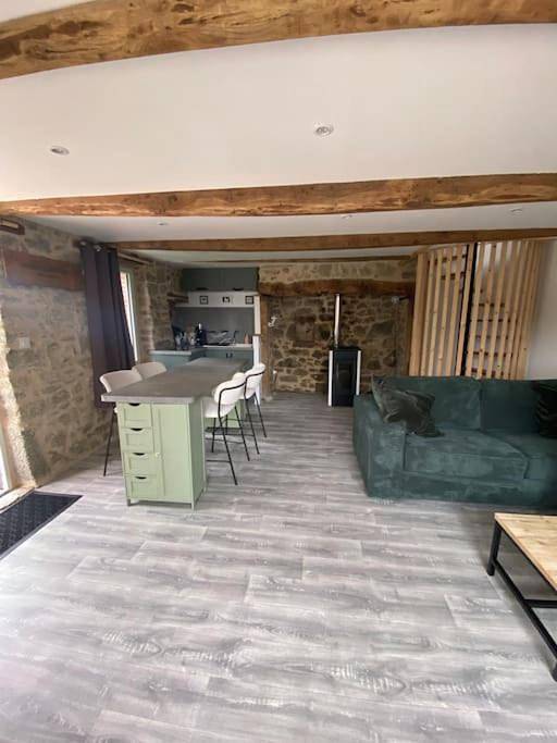 Maison in Ussel, Région d'Ussel