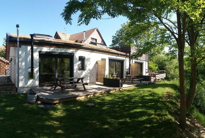 Gîte pour 4 personnes, avec Balcon et Terrasse ainsi que Jardin et Vue à Illhaeusern