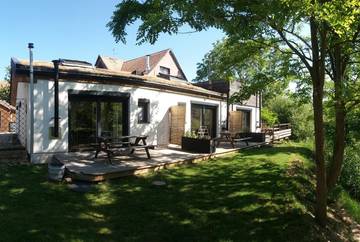 Gîte pour 4 personnes, avec jardin et vue, animaux acceptés à Illhaeusern