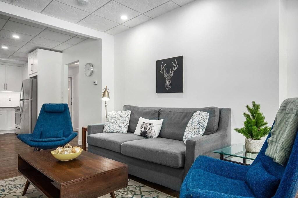 Glamping for 5 Guests in Canmore, Canadian Rocky Mountains