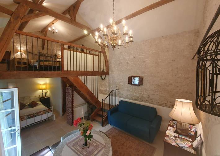 Cottage pour 6 personnes, avec jardin, animaux acceptés à Jaulnay