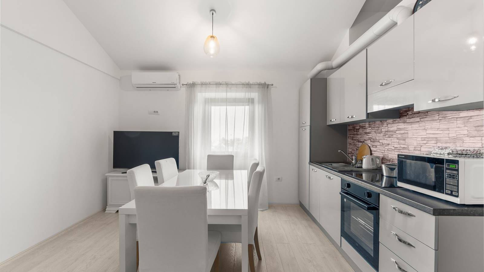 Ganze Wohnung, Ferienwohnung für 4 Personen mit Balkon/Terrasse in Dajla, Umag und Umgebung