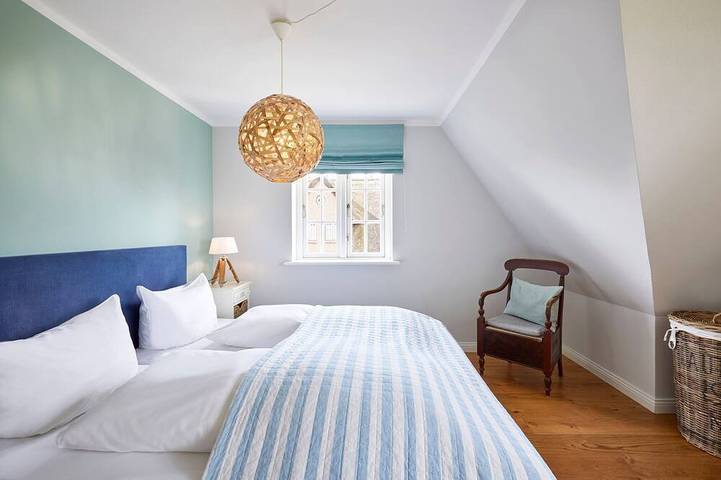 Ferienhaus für 5 Personen, mit Sauna und Terrasse sowie Garten in Alkersum - 4