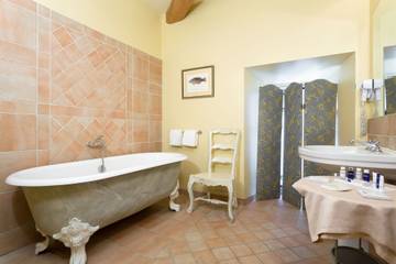 Hôtel pour 5 Personnes dans Chambéry, Région de Chambéry, Photo 2