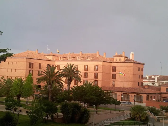 Hotel para 10 personas, con terraza y jardín - 1