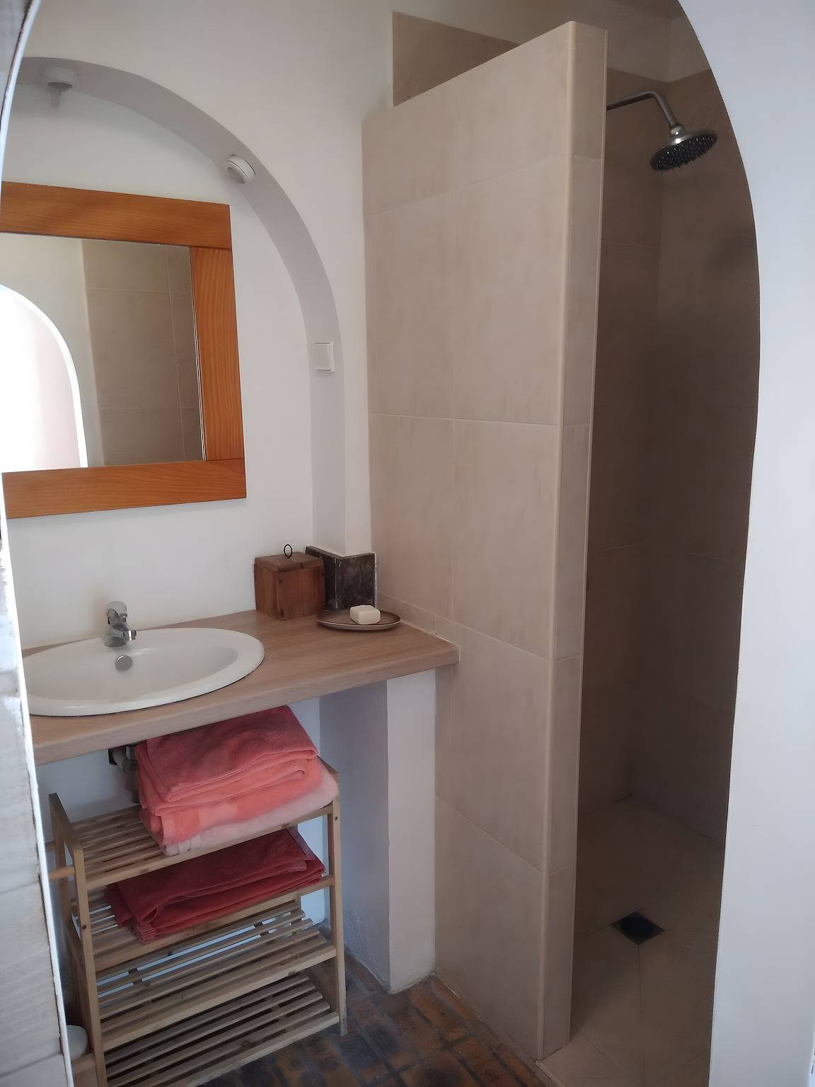 Casa de vacaciones 'Gîte 2ch 2sdb Piscina 20min Playas' con piscina compartida in Castets, Region de Dax