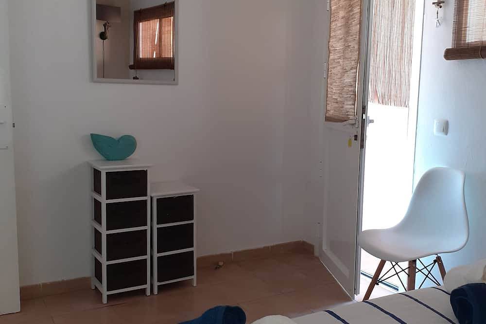Charmante Wohnung 80 m2 in ruhiger Residenz mit Meerblick. in Costa de Antigua, Antigua