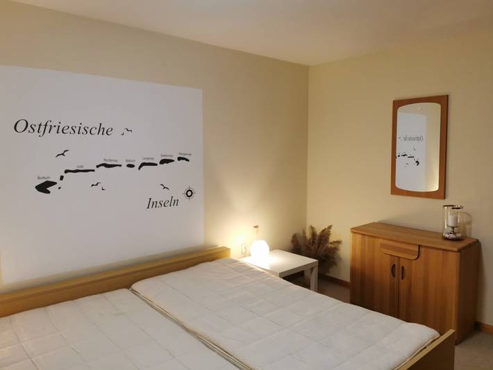 Ferienwohnung für 5 Personen, mit Ausblick und Terrasse sowie Garten in Berumbur - 4