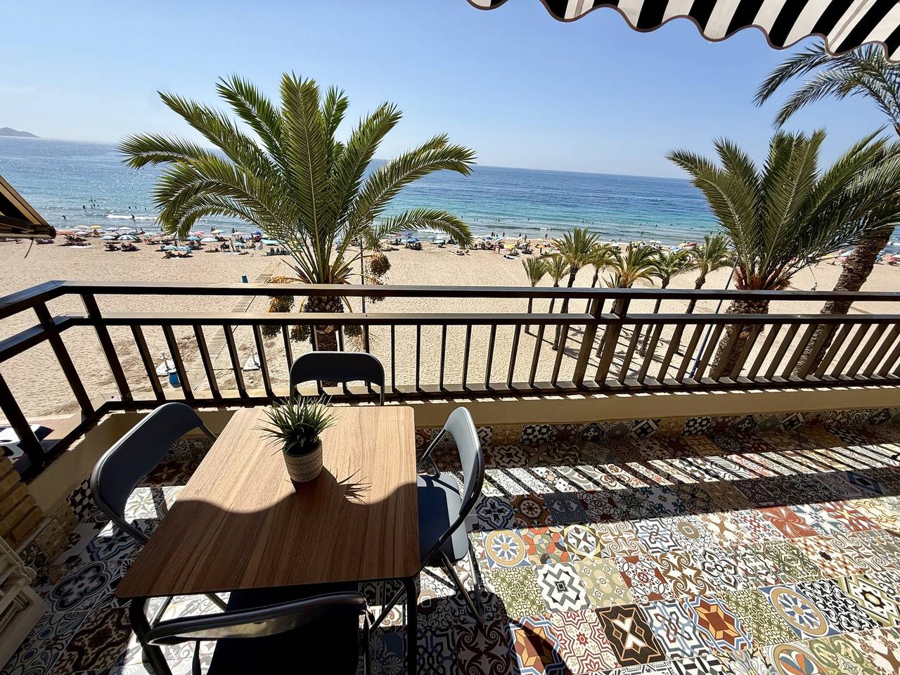 Appartement entier, Appartement de vacances pour 4 personnes avec terrasse in Playa de Poniente, Benidorm