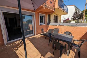 Gîte pour 6 personnes, avec terrasse dans La Franqui