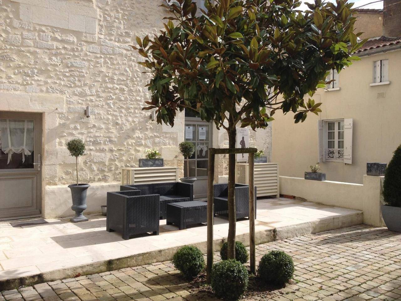 Maison Charles Maurice in Chalais, Charente