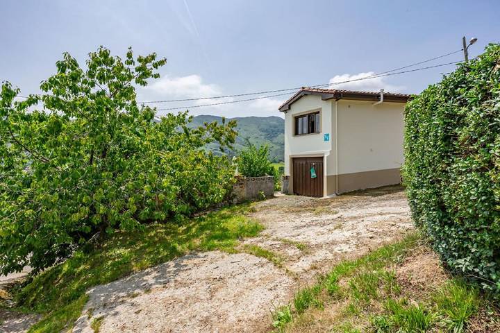 Casa rural para 4 personas, con jardín y vistas en Costa Oriental Asturiana - 3