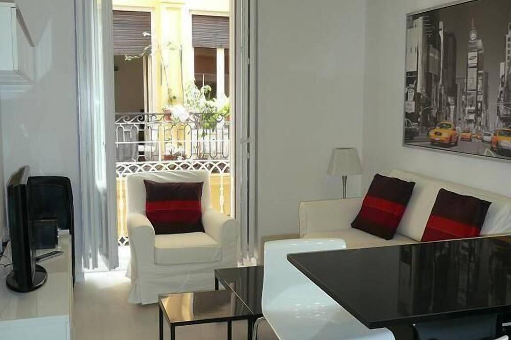 Ganze Wohnung, In Angebot Neue Wohnung im Zentrum von Valencia in Valencia City Centre, Valencia
