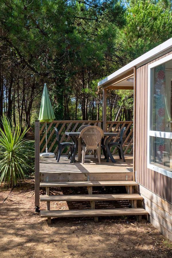 Camping pour 5 personnes, avec Terrasse et Jardin à Le Bois-Plage-en-Ré