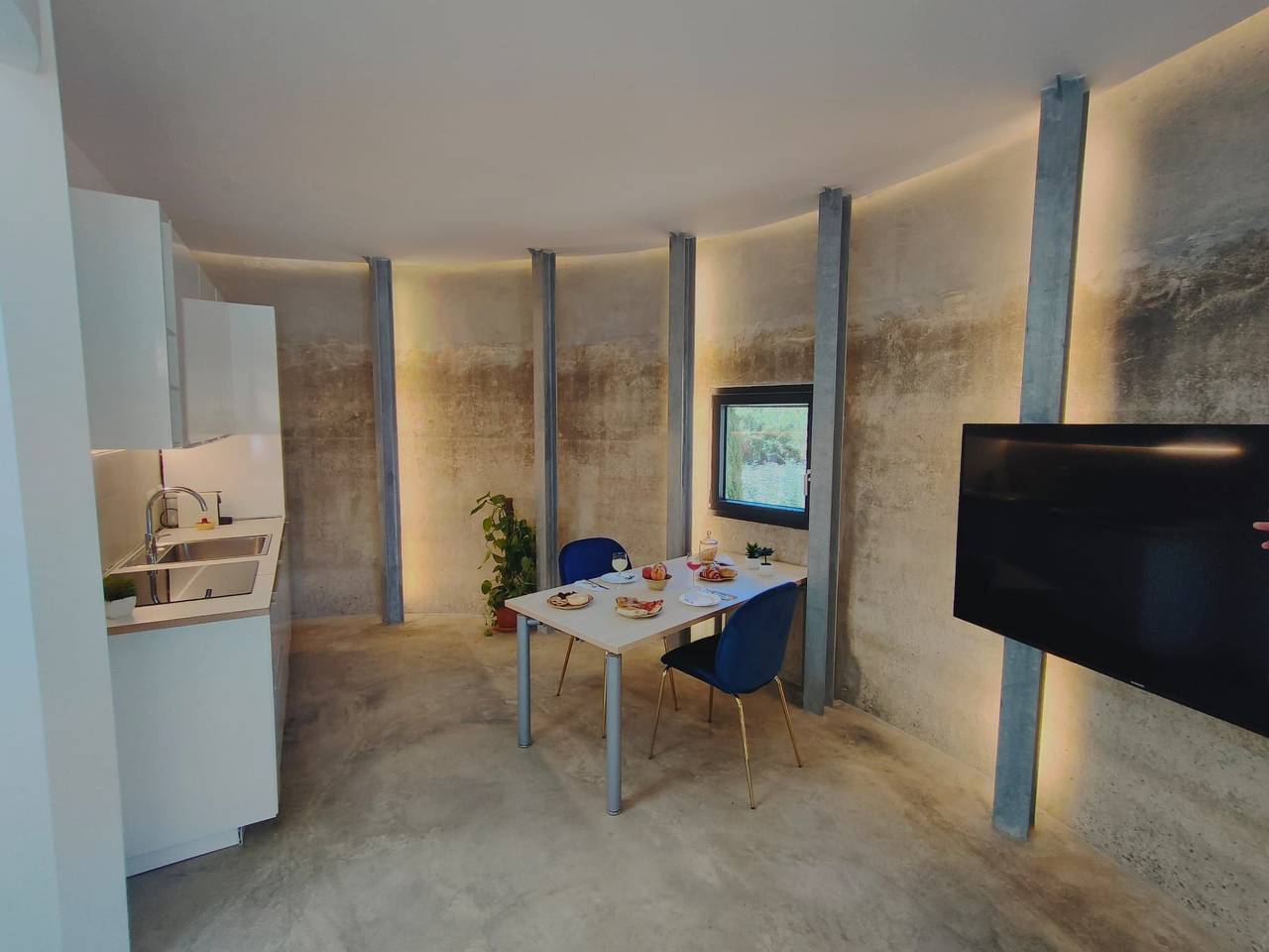 Villa Vasca in Cipressa, Riviera di Ponente