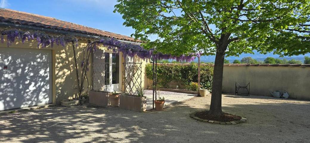 Chambre d’hôte pour 2 personnes, avec piscine ainsi que vue et jardin à Mazan - 3
