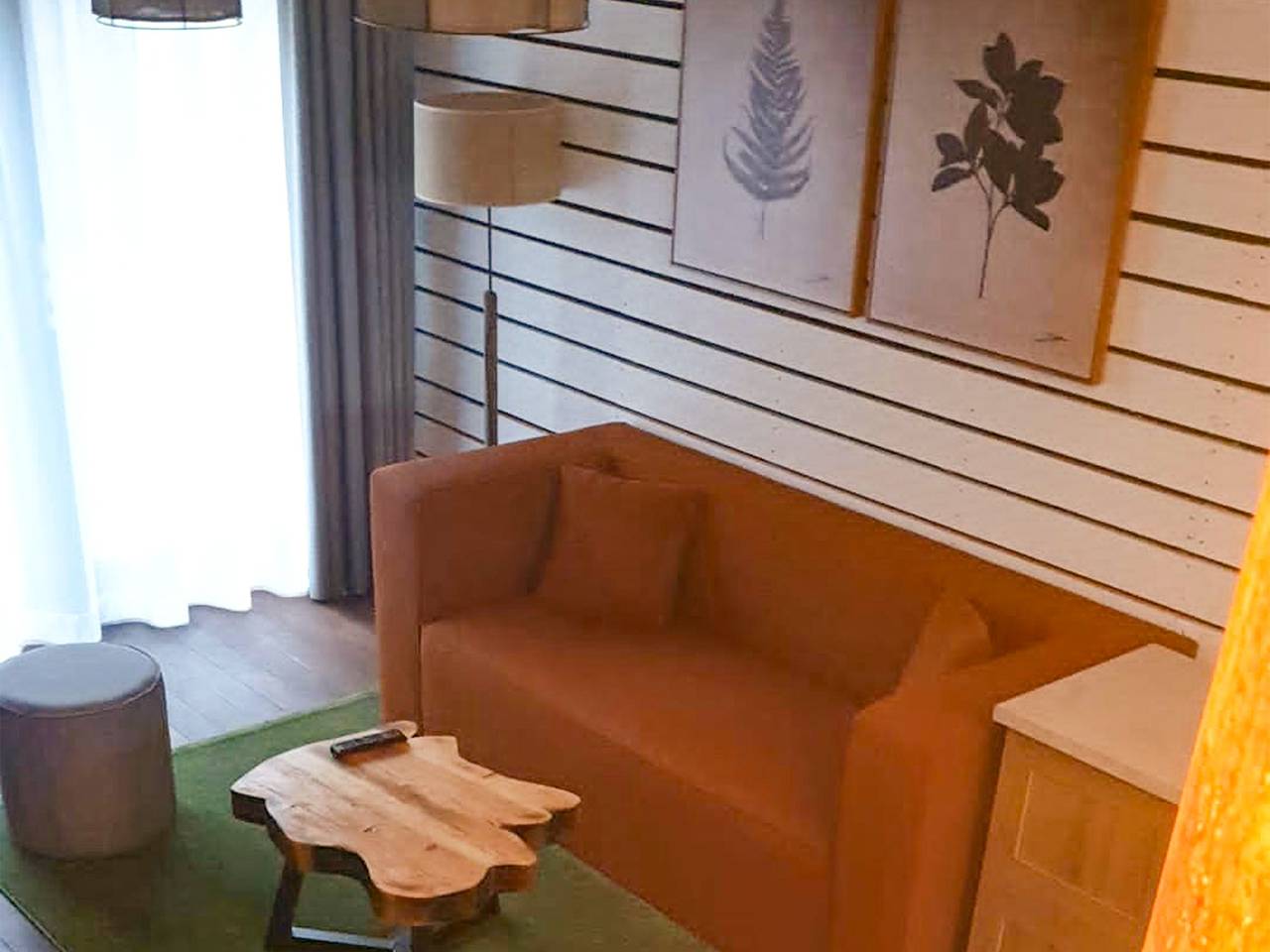 Lodge for 4 Guests in Quebec, Canada