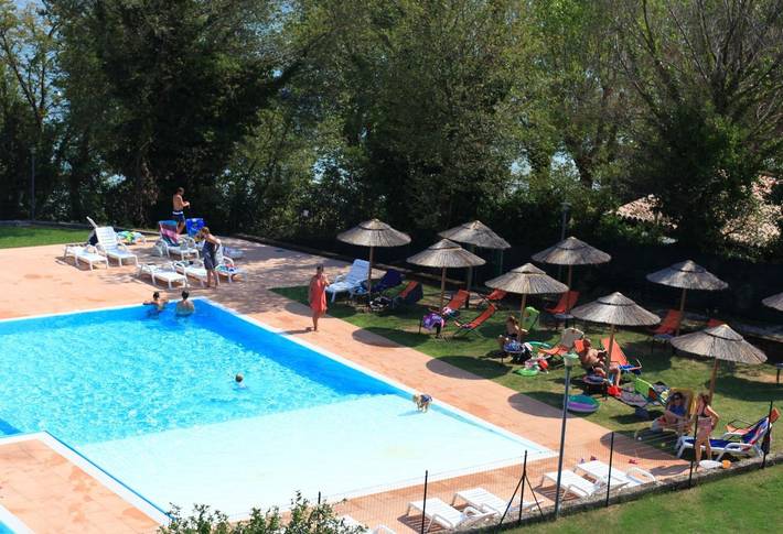 Residenz San Giorgio Zweizimmer-Ferienhaus Tipo 2-B für 4 Personen in Spiaggia Baia Bianca, Manerba del Garda
