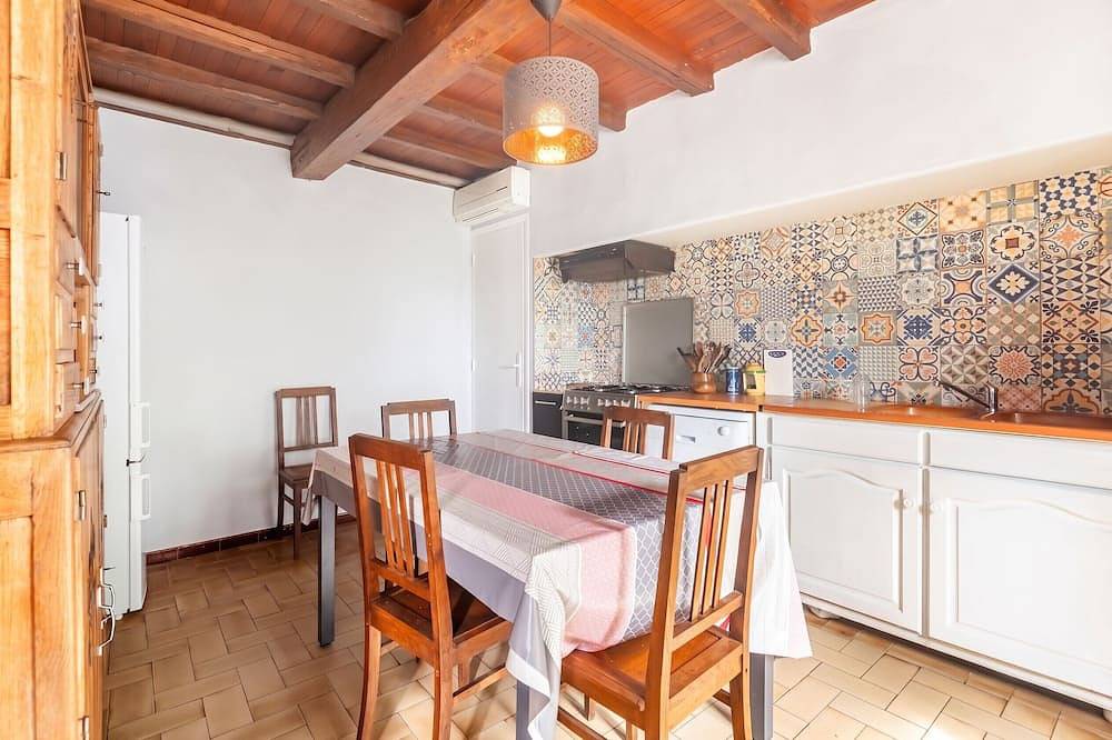 Homerez - Maison à Puycelsi, jardin in Puycelsi, Région d'Albi