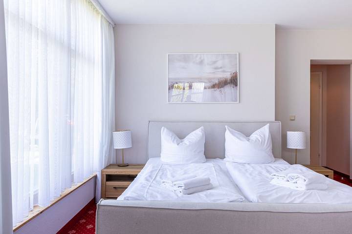 Ferienwohnung für 2 Personen, mit Terrasse und Garten sowie Sauna in Ahrenshoop - 3