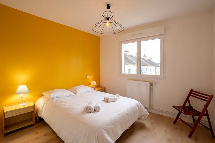 Ferienhaus für 8 Personen mit Terrasse in Le Mans, Sarthe