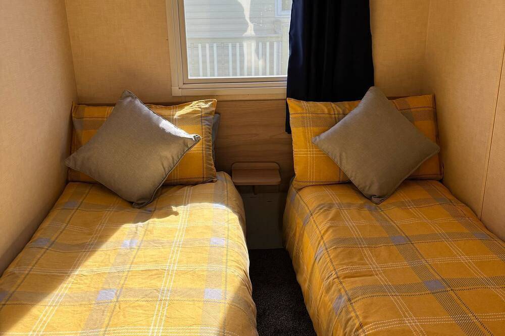 Luxury 8 berth spacious caravan in Chapel St. Leonards, Lincolnshire