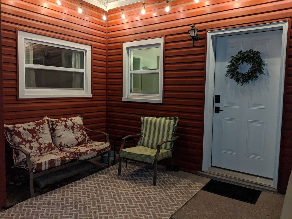 Tusen Takk (ehemals Red Bird House) in Decorah, Winneshiek County