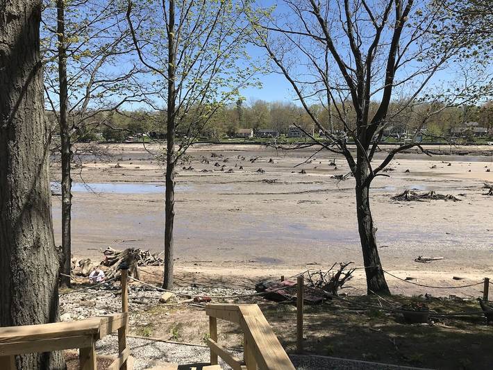 Cabin for 11 people, with terrace in Lake Huron