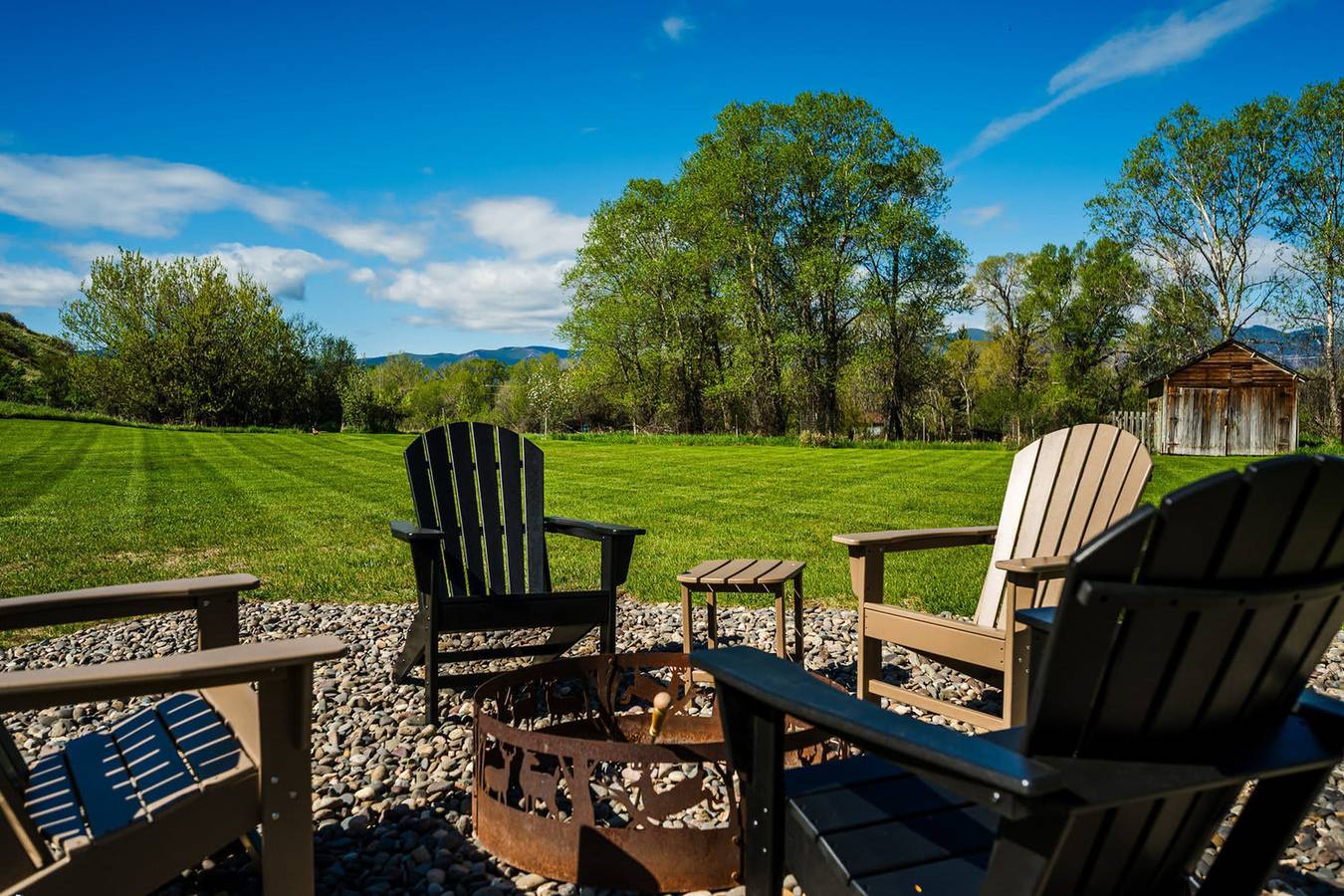 Cow Camp Serene Rural Escape in Bighorn Nationalwald