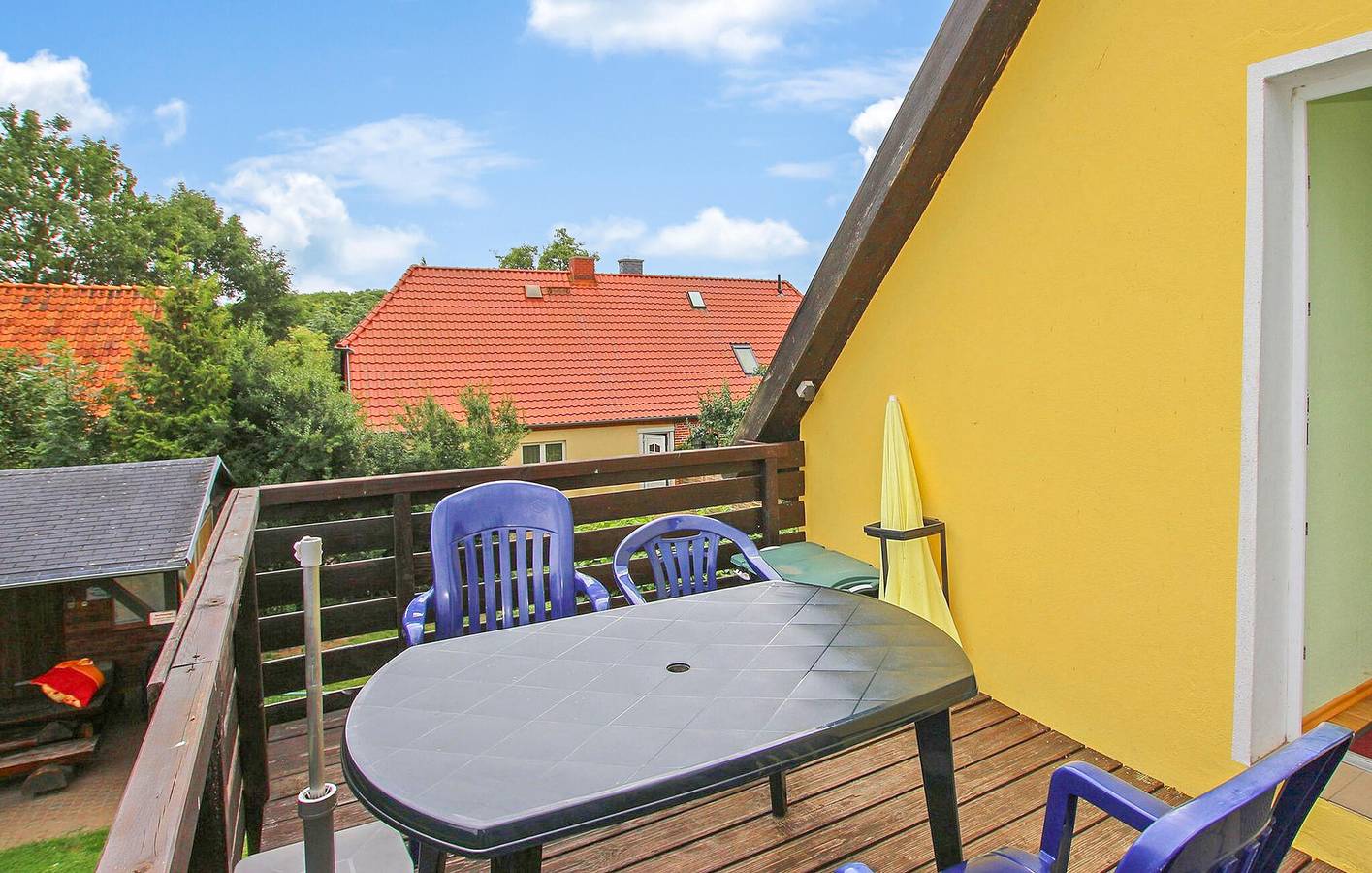 Ganze Ferienwohnung, Appartement am Strand mit Terrasse und Parkplatz in Walow, Mecklenburgische Seenplatte