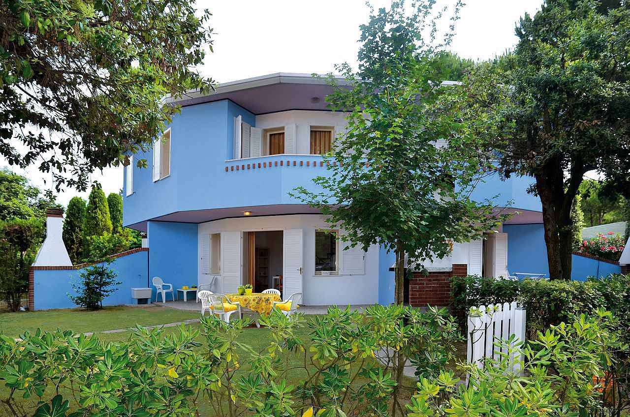 Appartement de vacances entier, Appartement de vacances avec jardin et air conditionné  in Bibione, Province de Venise