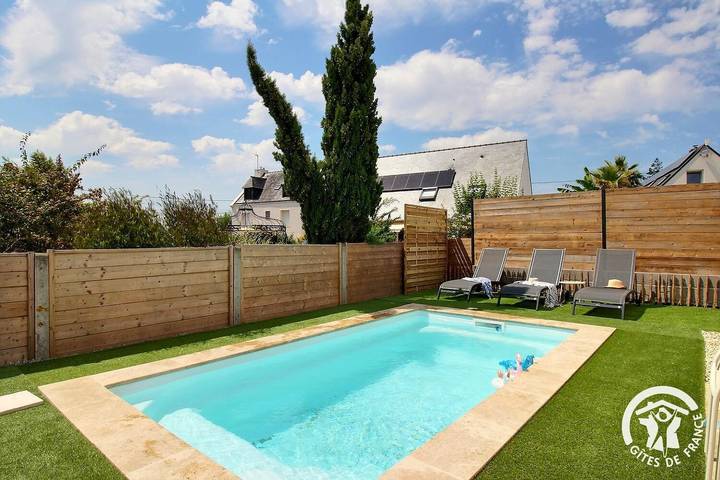Gîte pour 10 personnes, avec Terrasse ainsi que Jardin et Piscine dans Binic-Étables-sur-Mer - 2