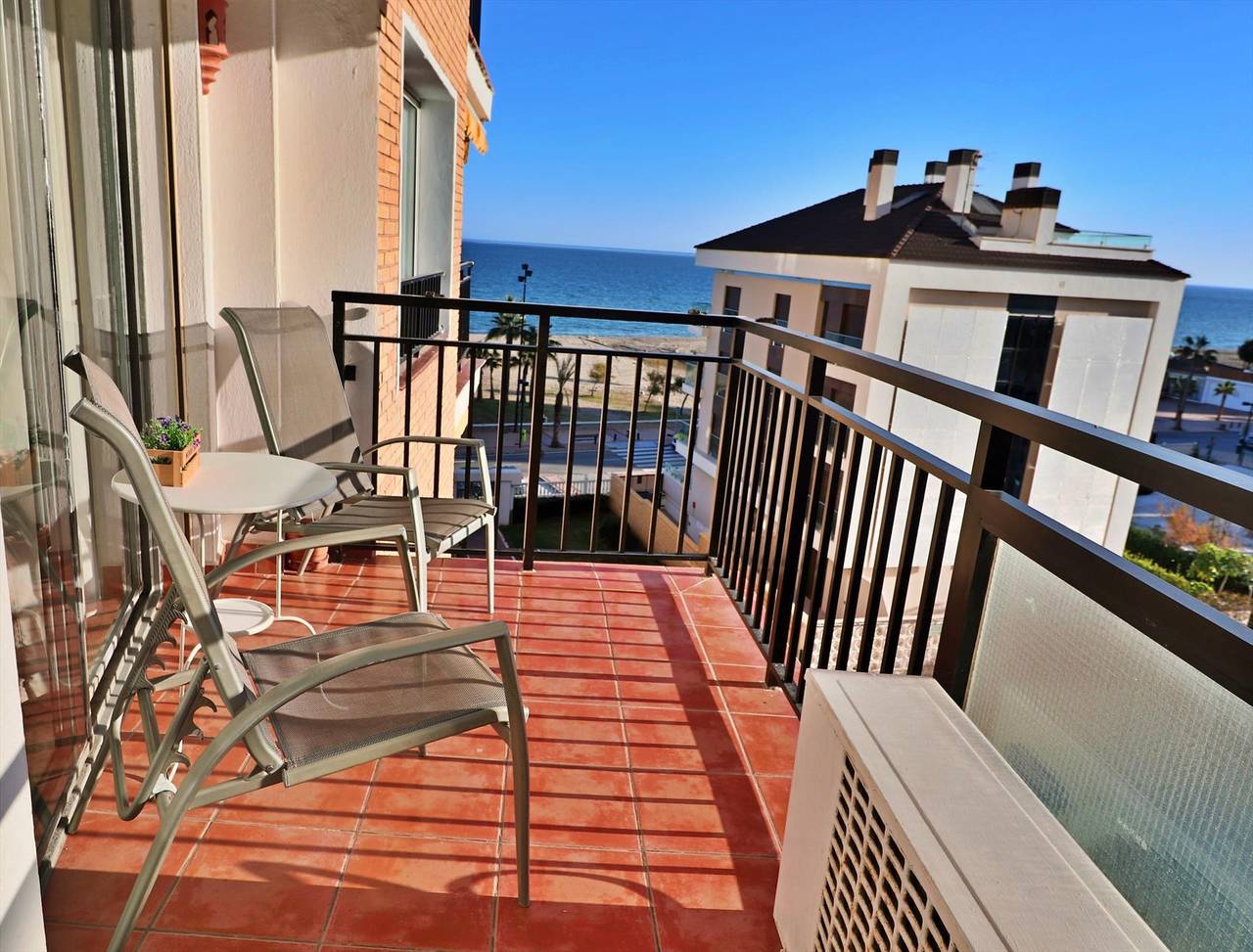 Apartamento entero, Beachfront Apartment Ronda 4J in Los Boliches, Fuengirola