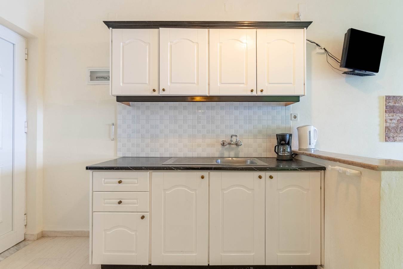 Studio Appartement 'Nikos Seaside 5' met Uitzicht op Zee, Wifi en Airconditioning, foto 6