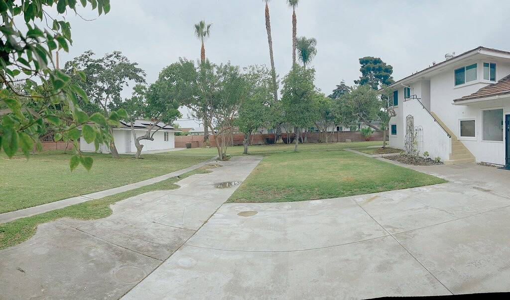 Master Bedroom Large Bathroom in Central O.C in Westminster, Orange County